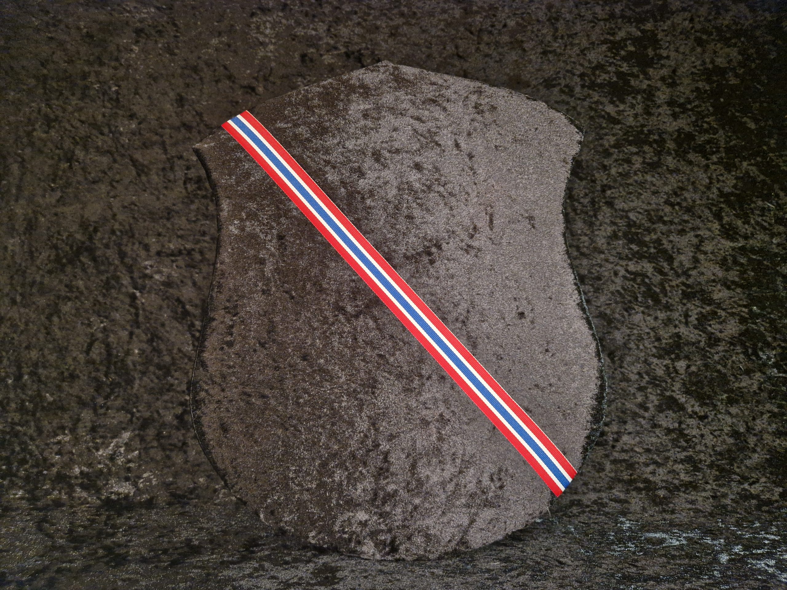 Medaljeskjold 30x28cm