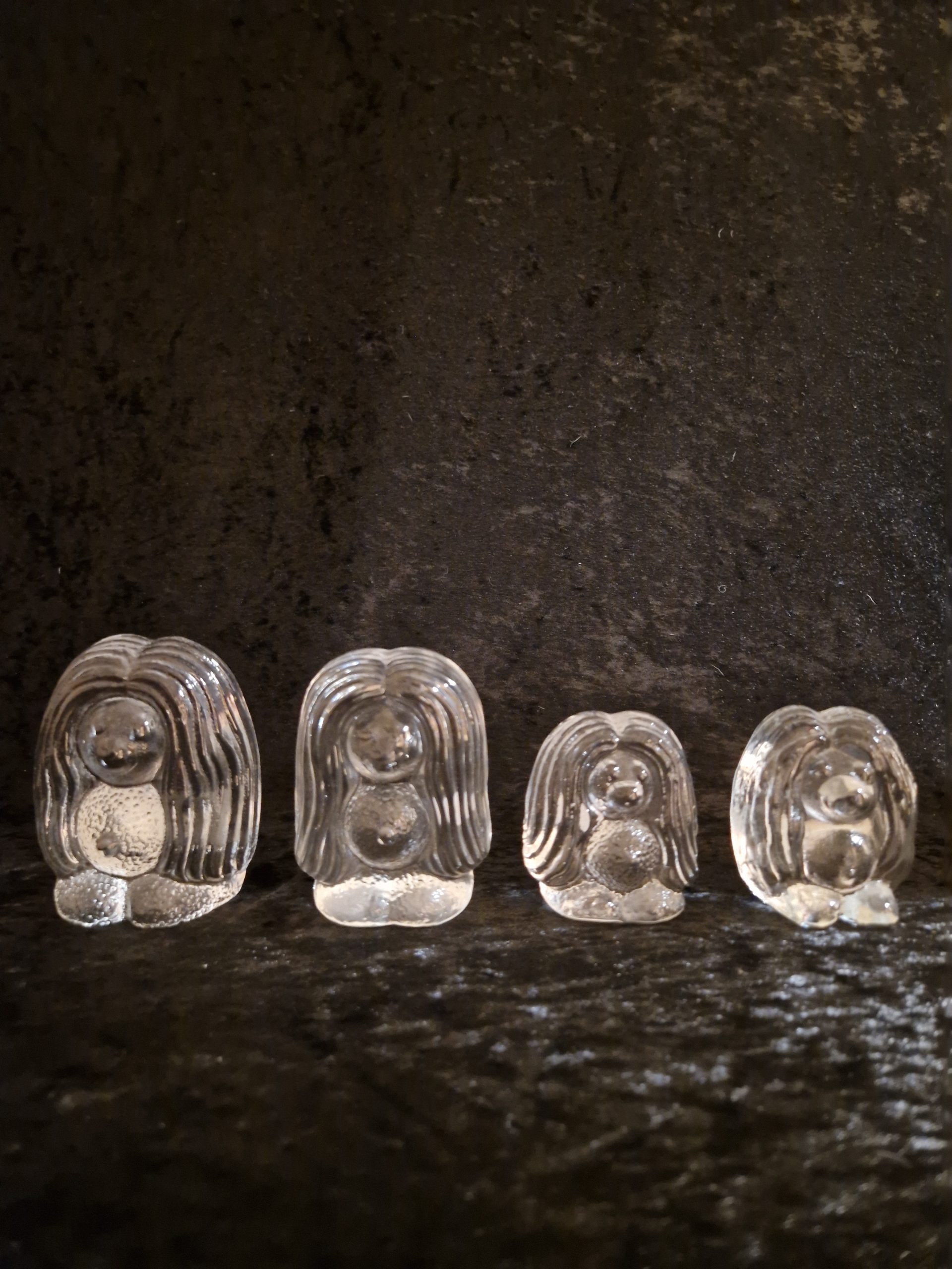 Troll glass