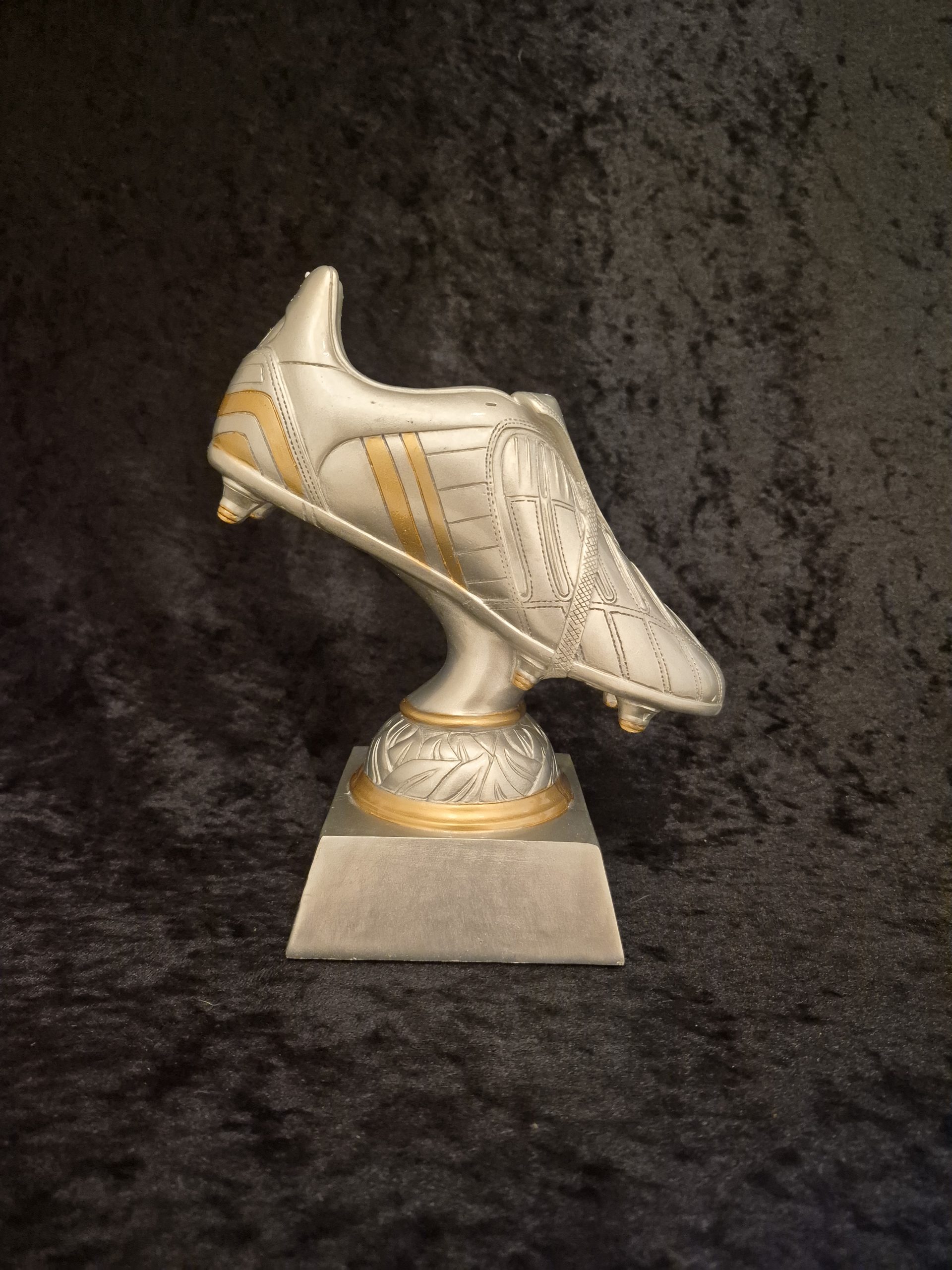 Fotball statuett sko 20cm